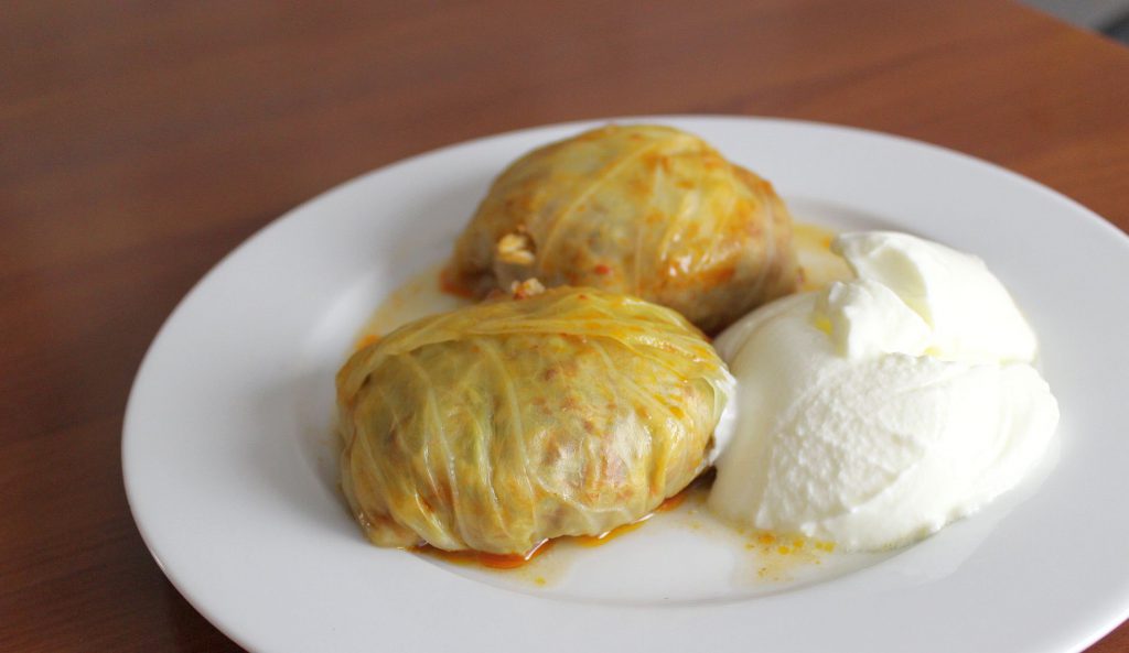 Turkish white cabbage rolls recipe